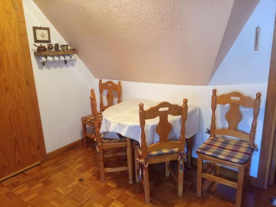 Apartament Atico En Pleno Pirineo El Pueyo de Jaca Zewnętrze zdjęcie